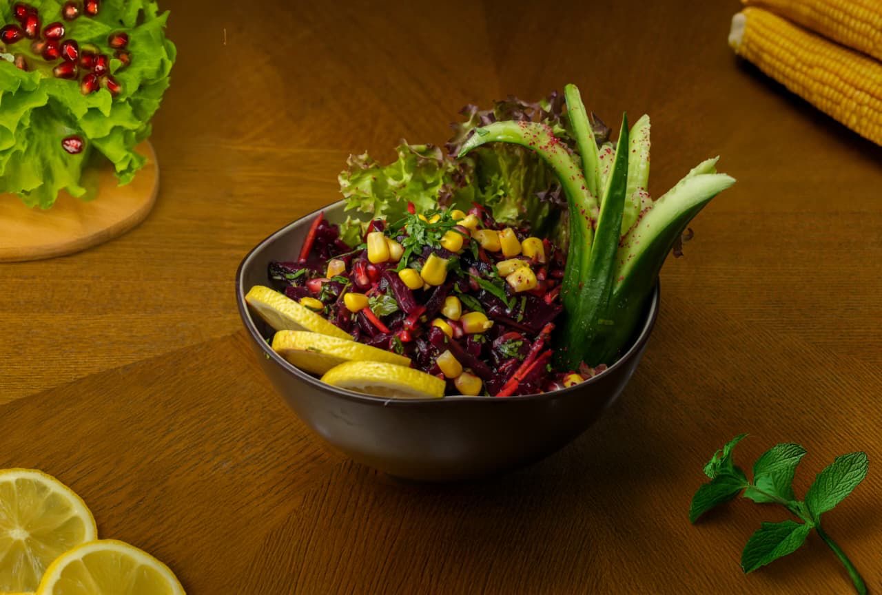 سلطة شمندر وسط